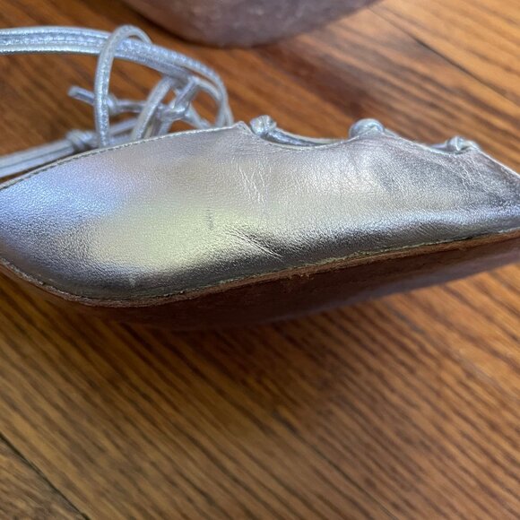 Manolo Blahnik Silver Strappy Sandals, Size 39.5 EU - Picture 16 of 16